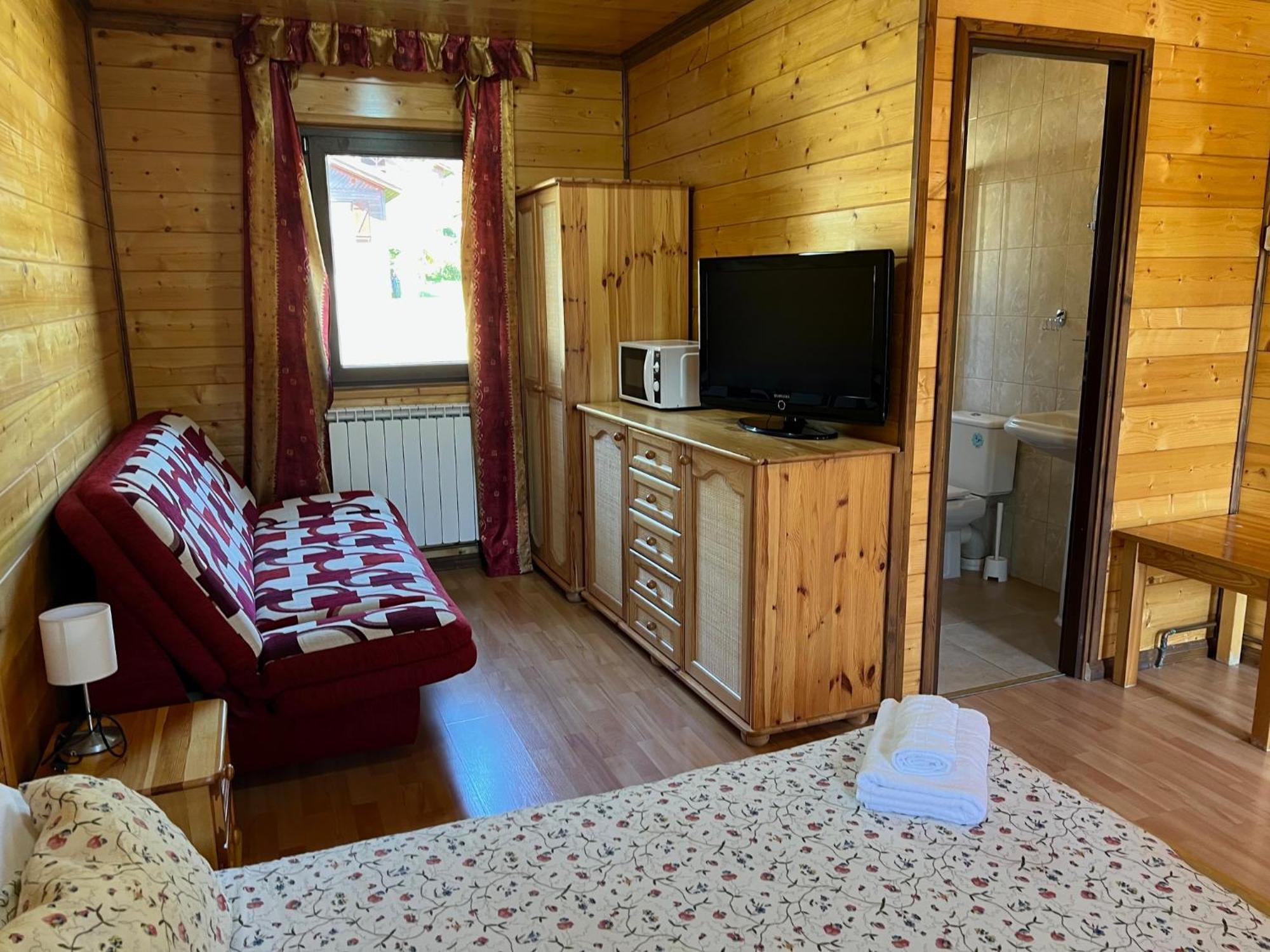 Camping Valle De エチョ エクステリア 写真