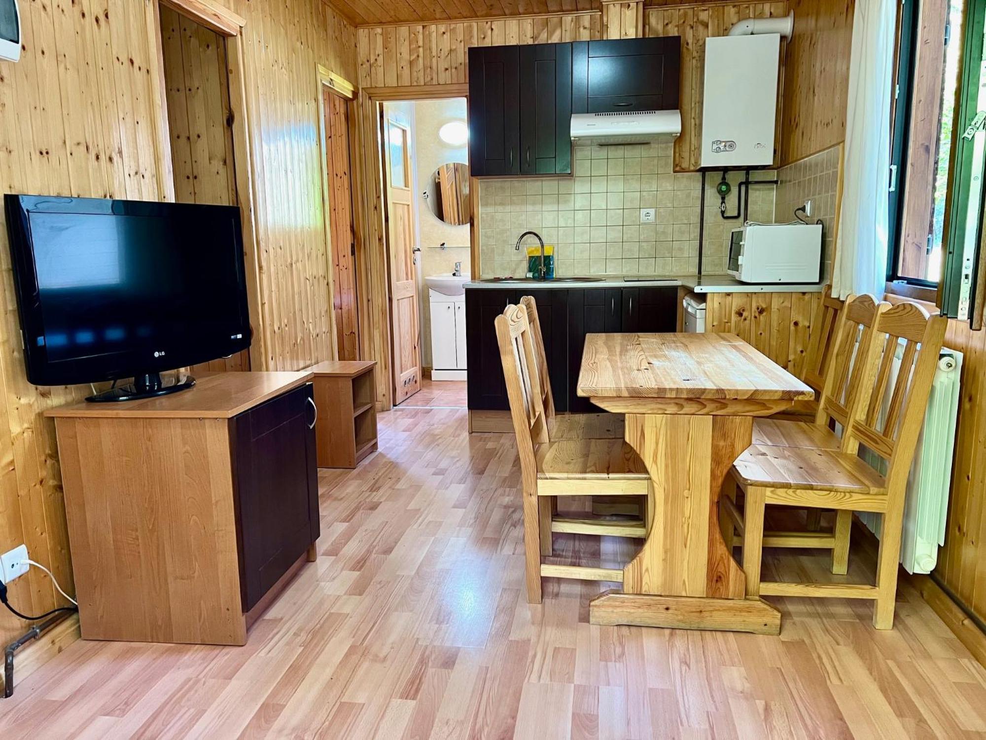 Camping Valle De エチョ エクステリア 写真